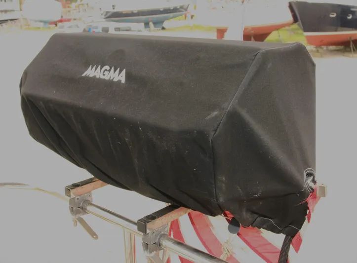 Vincero Yacht Photos Pics 