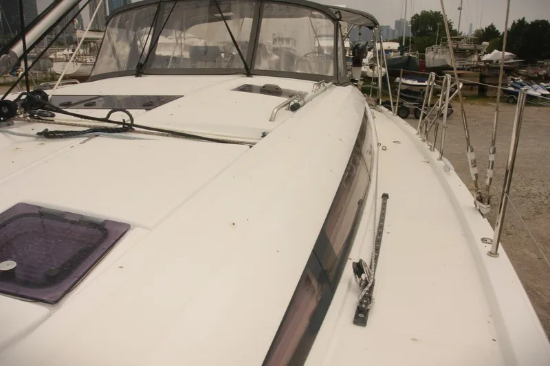 Vincero Yacht Photos Pics 