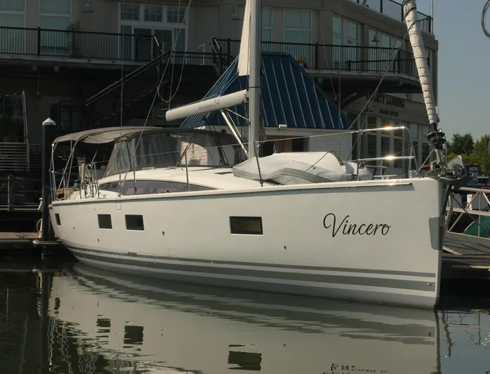 Vincero Yacht Photos Pics 