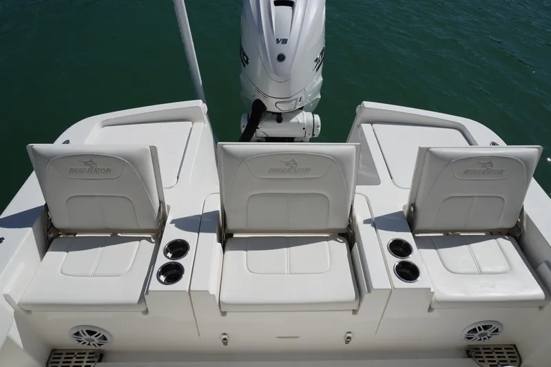  Yacht Photos Pics 2024 Regulator 26XO boat seats with cup holders and Yamaha V8 engine.