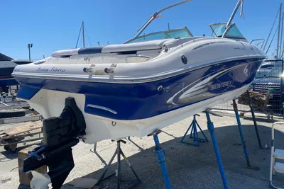 2004 Monterey 218LSC Montura Cuddy