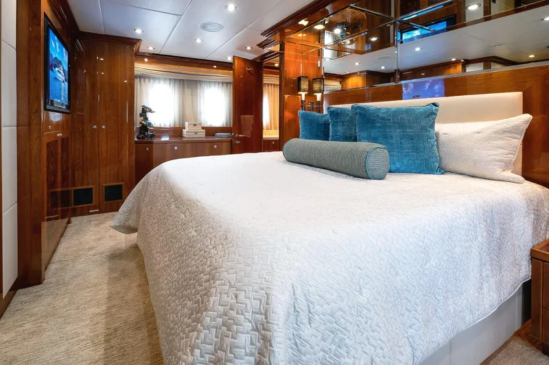 Cynderella Yacht Photos Pics Luxurious bedroom in 2010 Hargrave Custom Raised Pilothouse yacht with elegant decor.