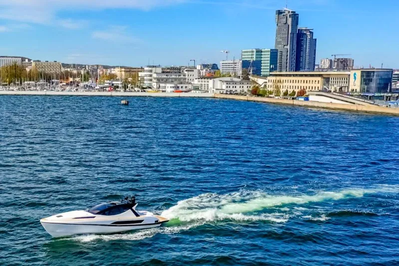 Vulcan Yacht Photos Pics 