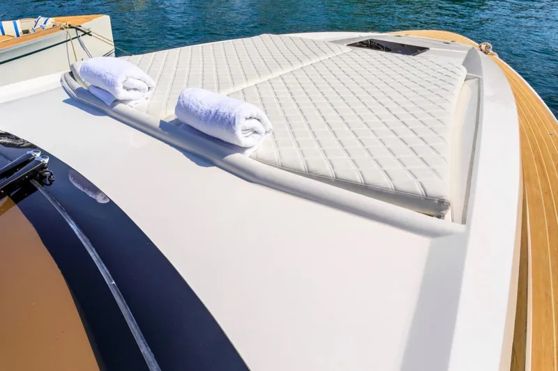 Vulcan Yacht Photos Pics 