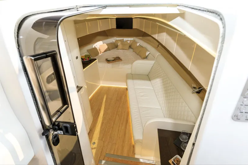 Vulcan Yacht Photos Pics 