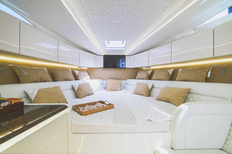 Vulcan Yacht Photos Pics 