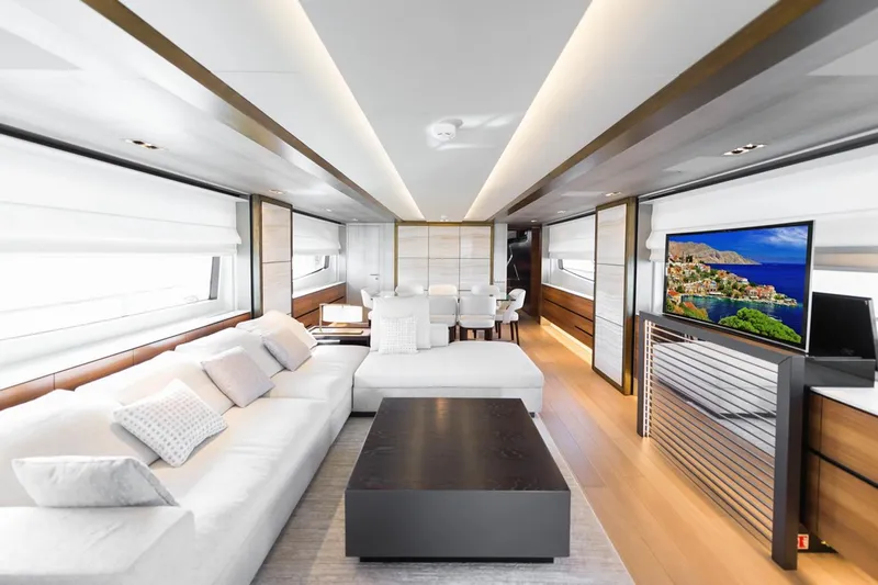 Lara Yacht Photos Pics 