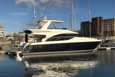 2017 Princess 60