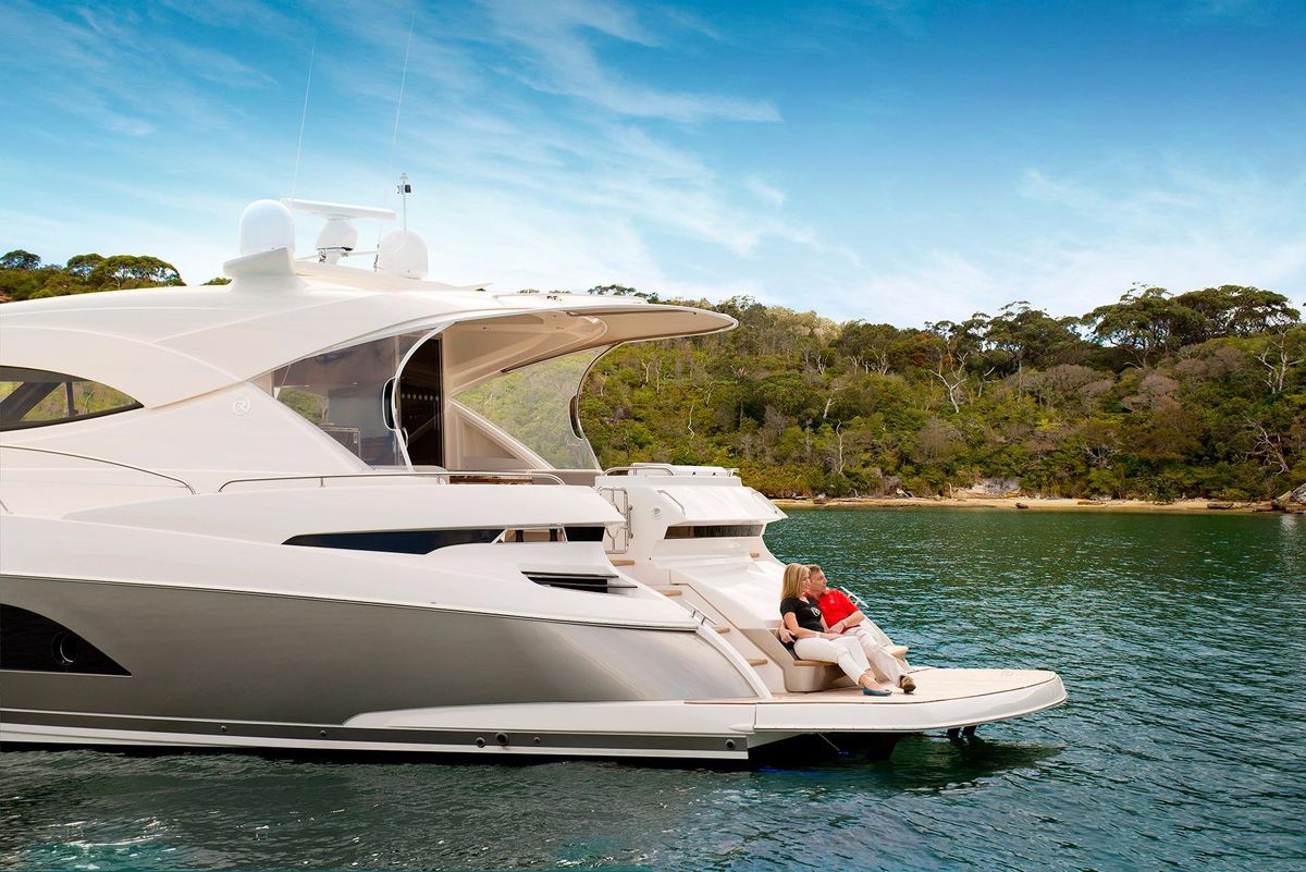 2015 Riviera 63 