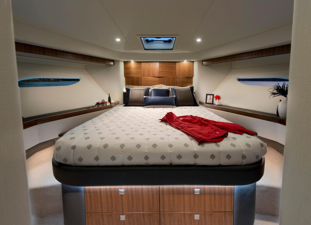 2015 Riviera 63 