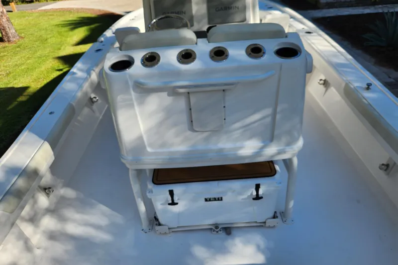 Yacht Photos Pics 2020 Caymas 28 HB boat interior with rod holders and Yeti cooler.