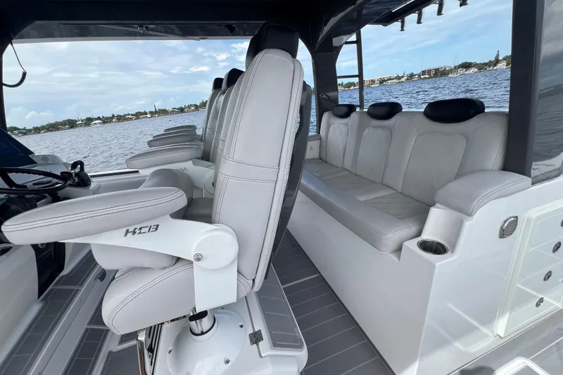 Title Wave Yacht Photos Pics HCB 53 Title Wave - Helm