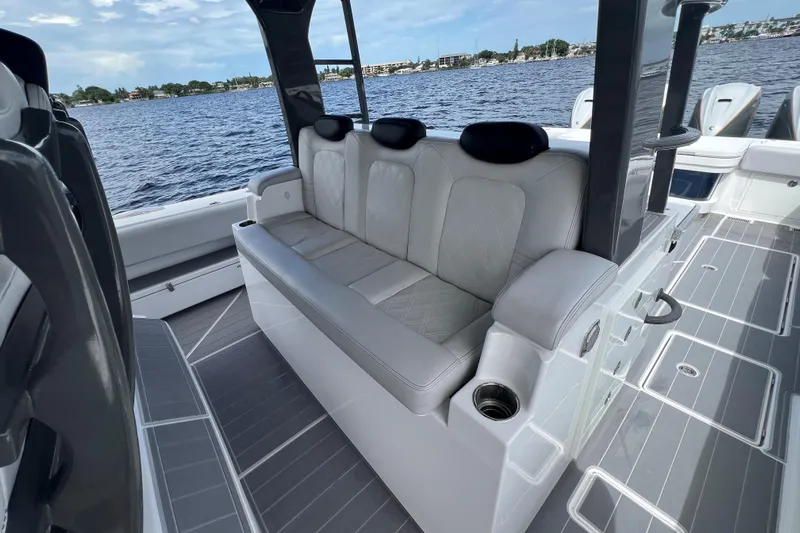 Title Wave Yacht Photos Pics HCB 53 Title Wave - Helm