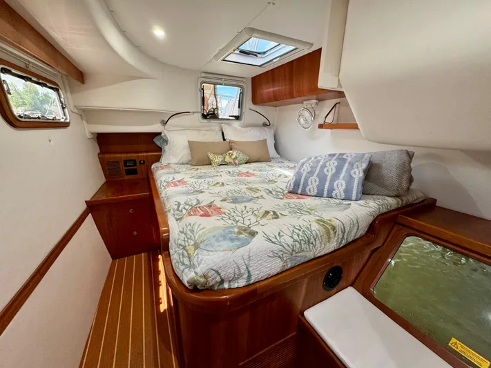 Two Fish Yacht Photos Pics 