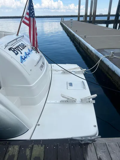  Yacht Photos Pics Hydraulic platform