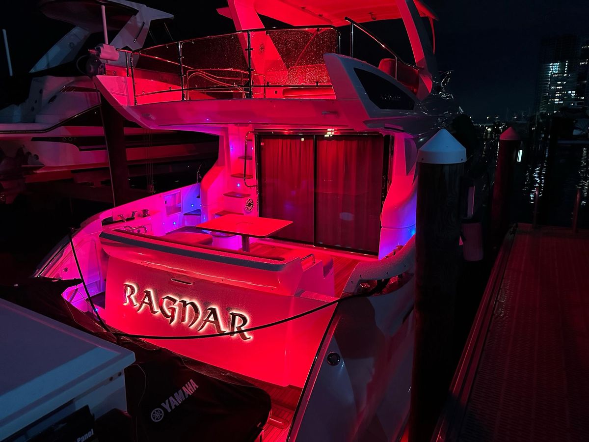 2013 Azimut 53 