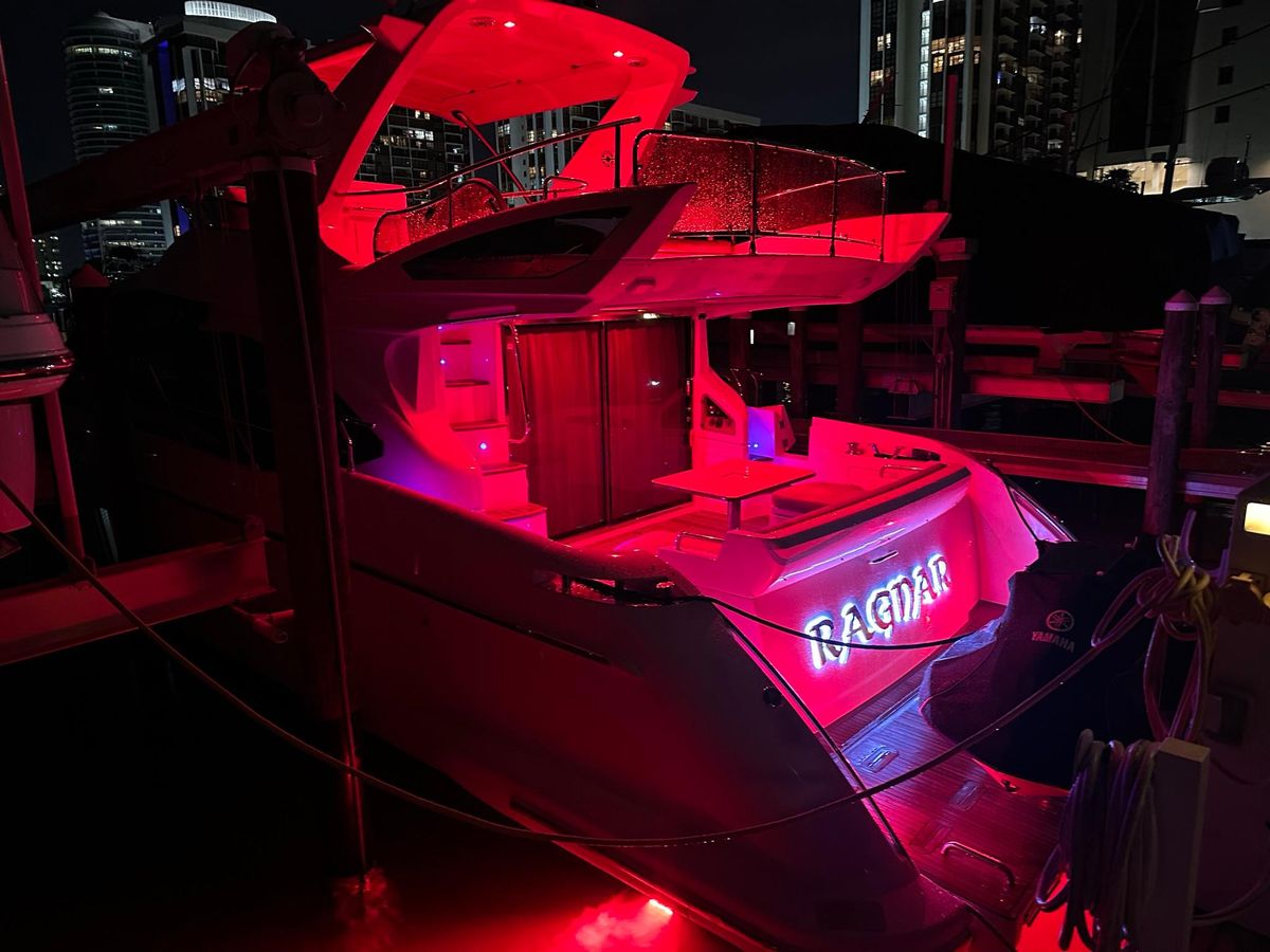 2013 Azimut 53 