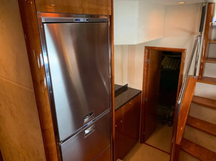 Wind Rock Yacht Photos Pics Galley refridgeration