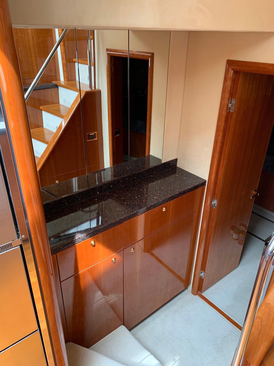 2010 Sunseeker 60 