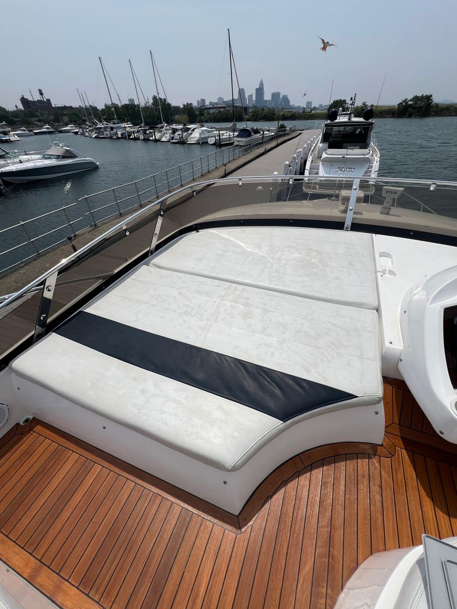2010 Sunseeker 60 