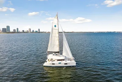 Lagoon 42