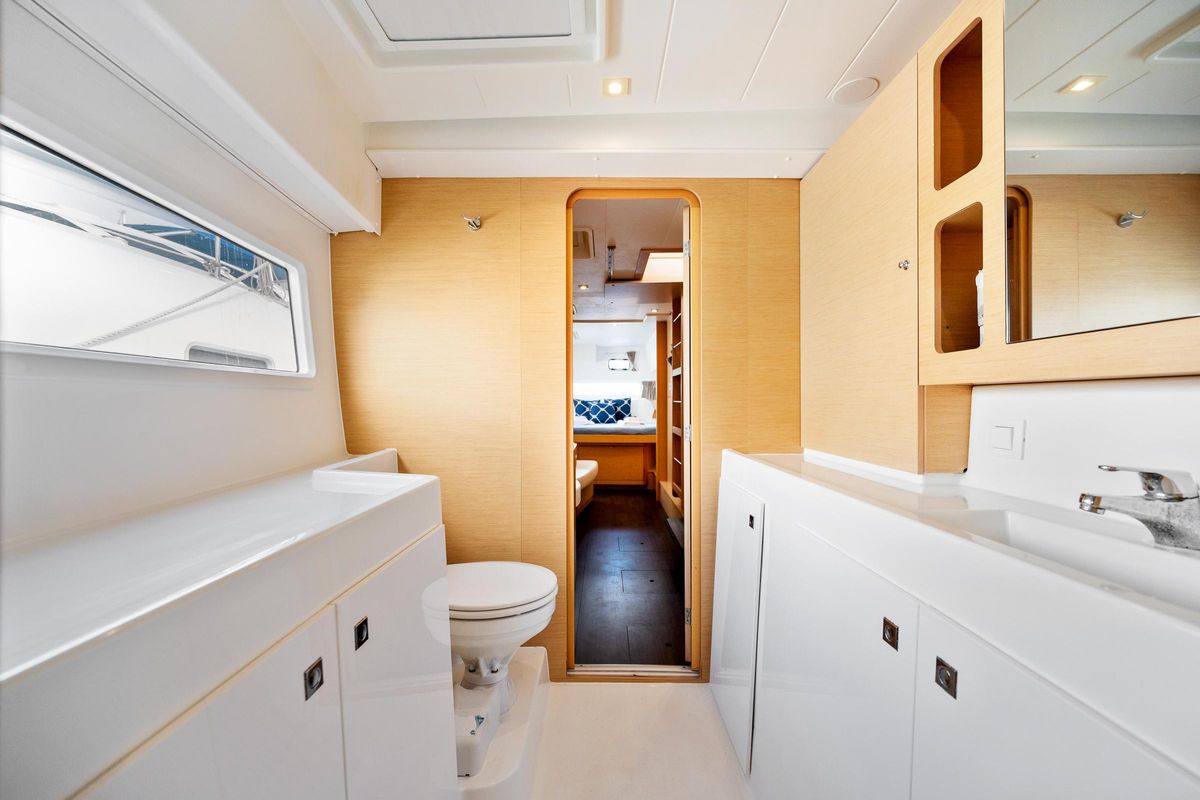 2018 Lagoon 42 