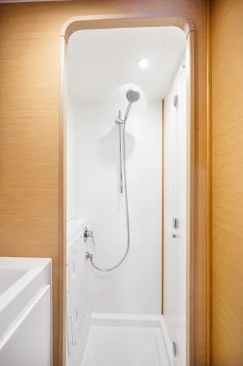 Aquaholic Yacht Photos Pics 