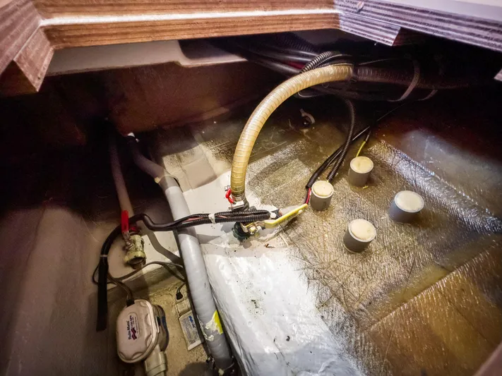 Aquaholic Yacht Photos Pics 