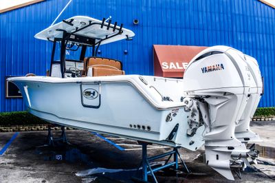 Sea Hunt Gamefish 30 Forward Seating