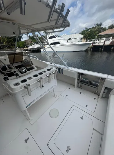 2021 Suzuki 350s Yacht Photos Pics 