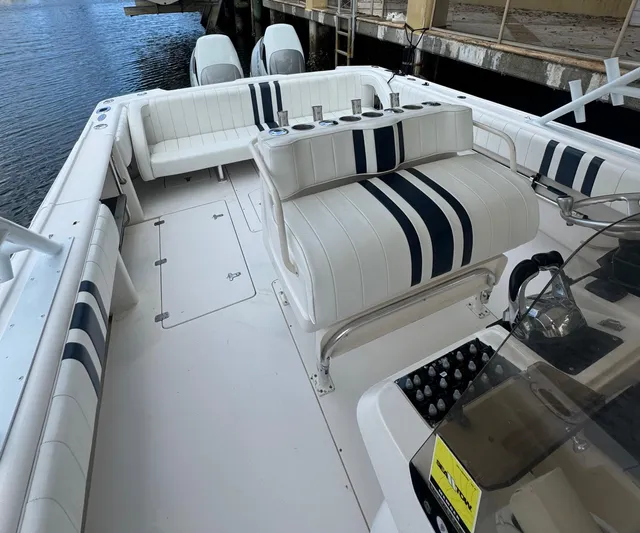 2021 Suzuki 350s Yacht Photos Pics 