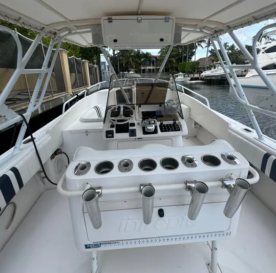 2021 Suzuki 350s Yacht Photos Pics 