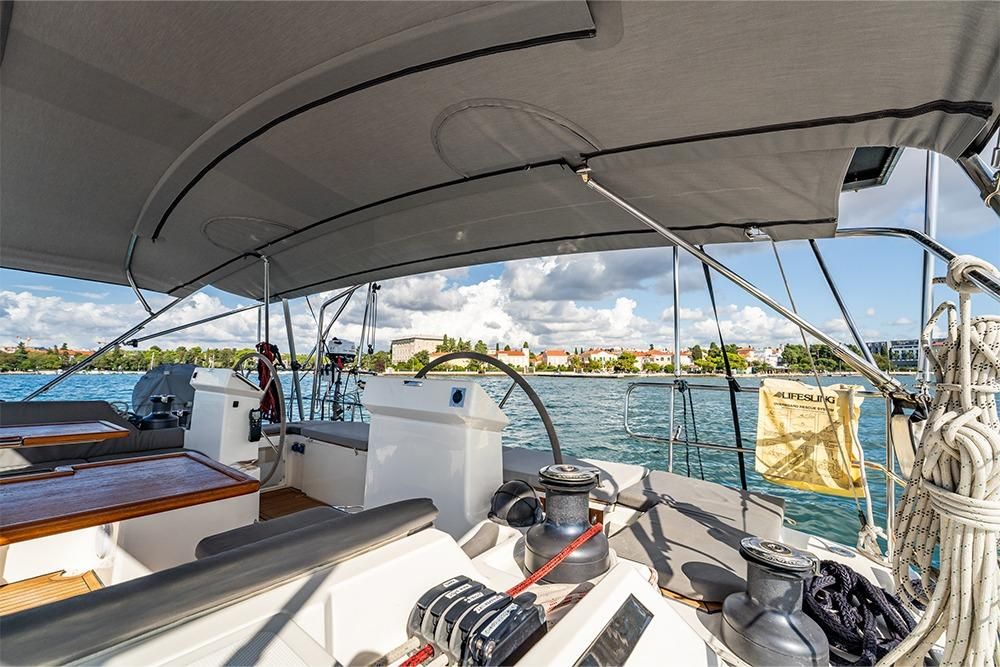 2019 Bavaria 50 