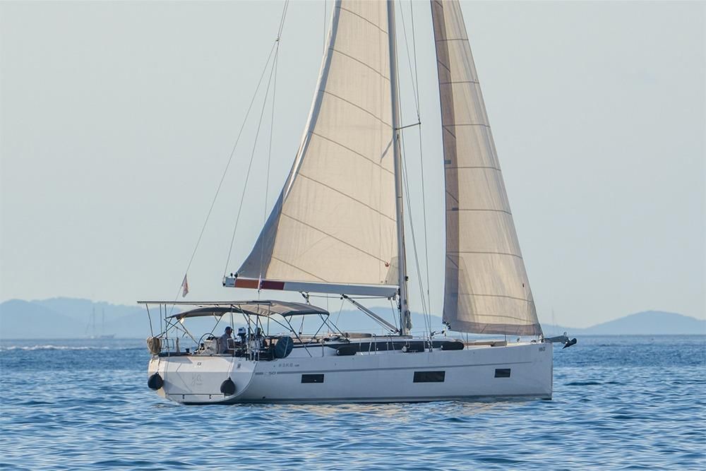 2019 Bavaria 50 