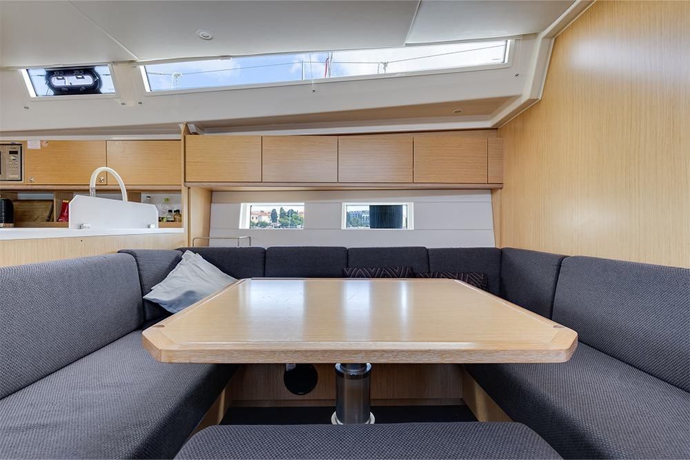 2019 Bavaria 50 