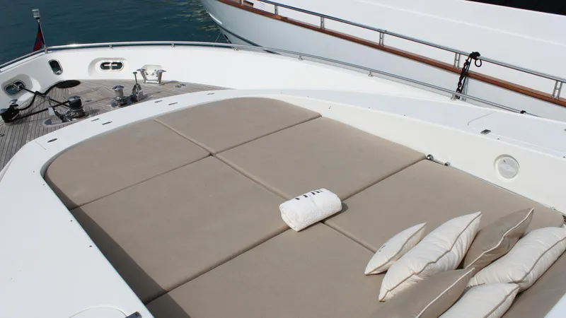 Mazag Yacht Photos Pics BOW AREA