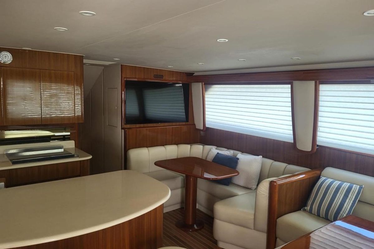 2008 Viking Boats 65 