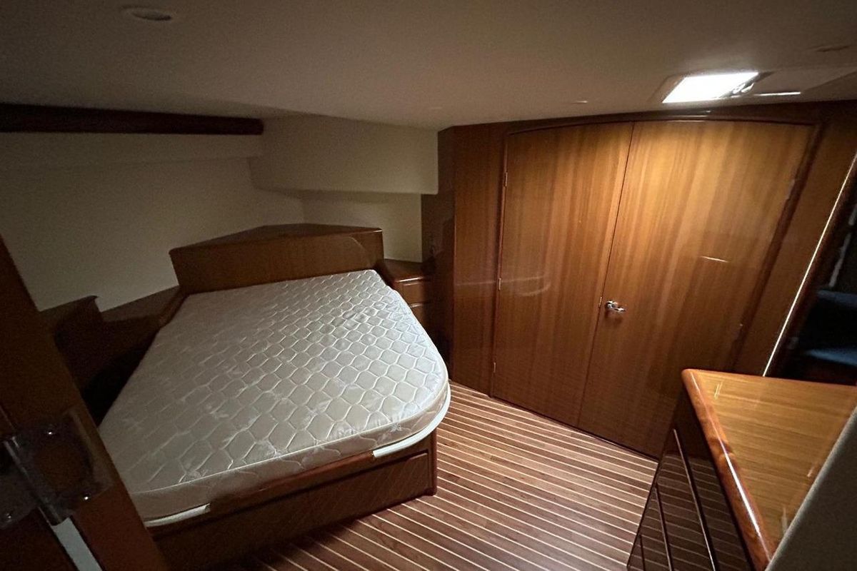 2008 Viking Boats 65 
