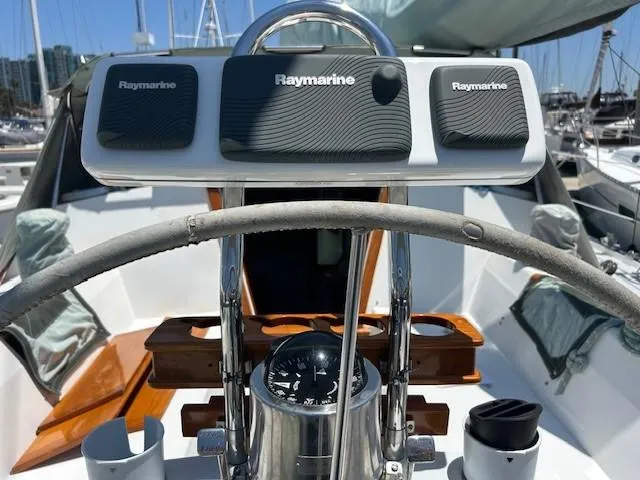 Immigrator Yacht Photos Pics 