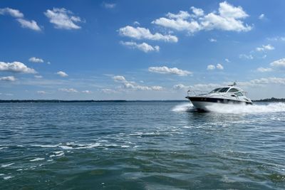 Yacht