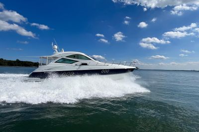 Yacht