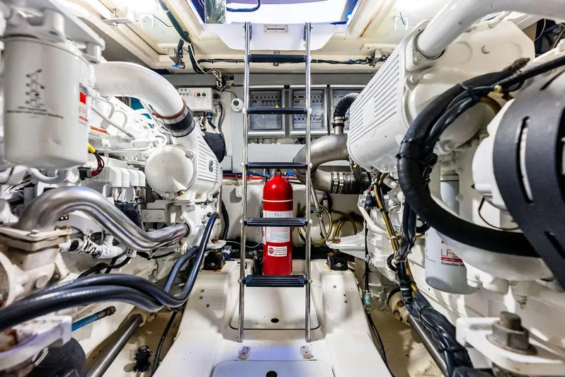 Po-sea-tive Vibez Yacht Photos Pics 