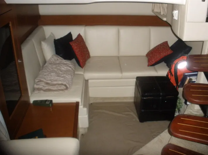  Yacht Photos Pics Mid cabin