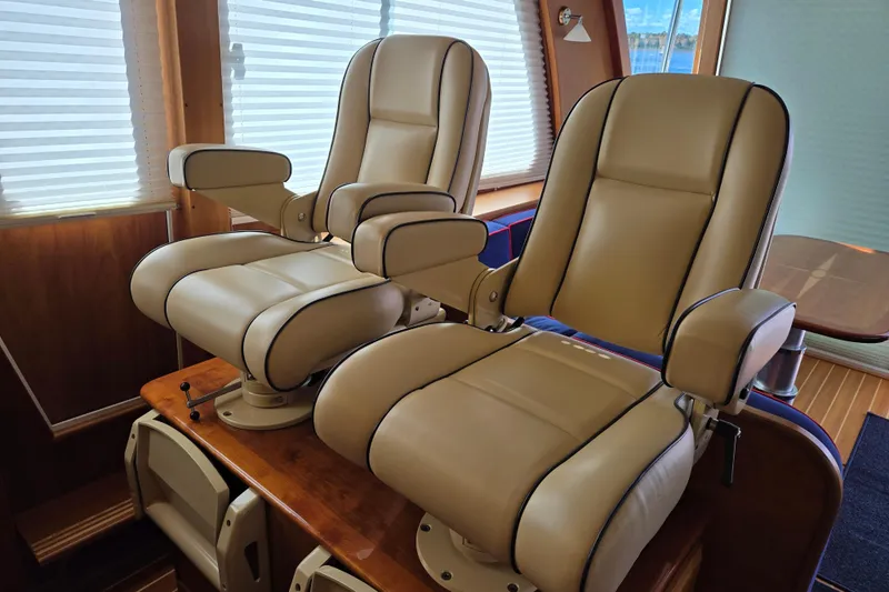 Grayson Yacht Photos Pics Luxurious leather seating on 2017 Sabre 48 Fly Bridge yacht interior.