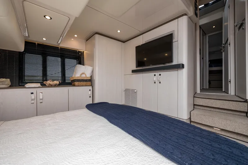  Yacht Photos Pics Luxurious interior of 2020 Azimut Fly 50 yacht with modern bedroom design.