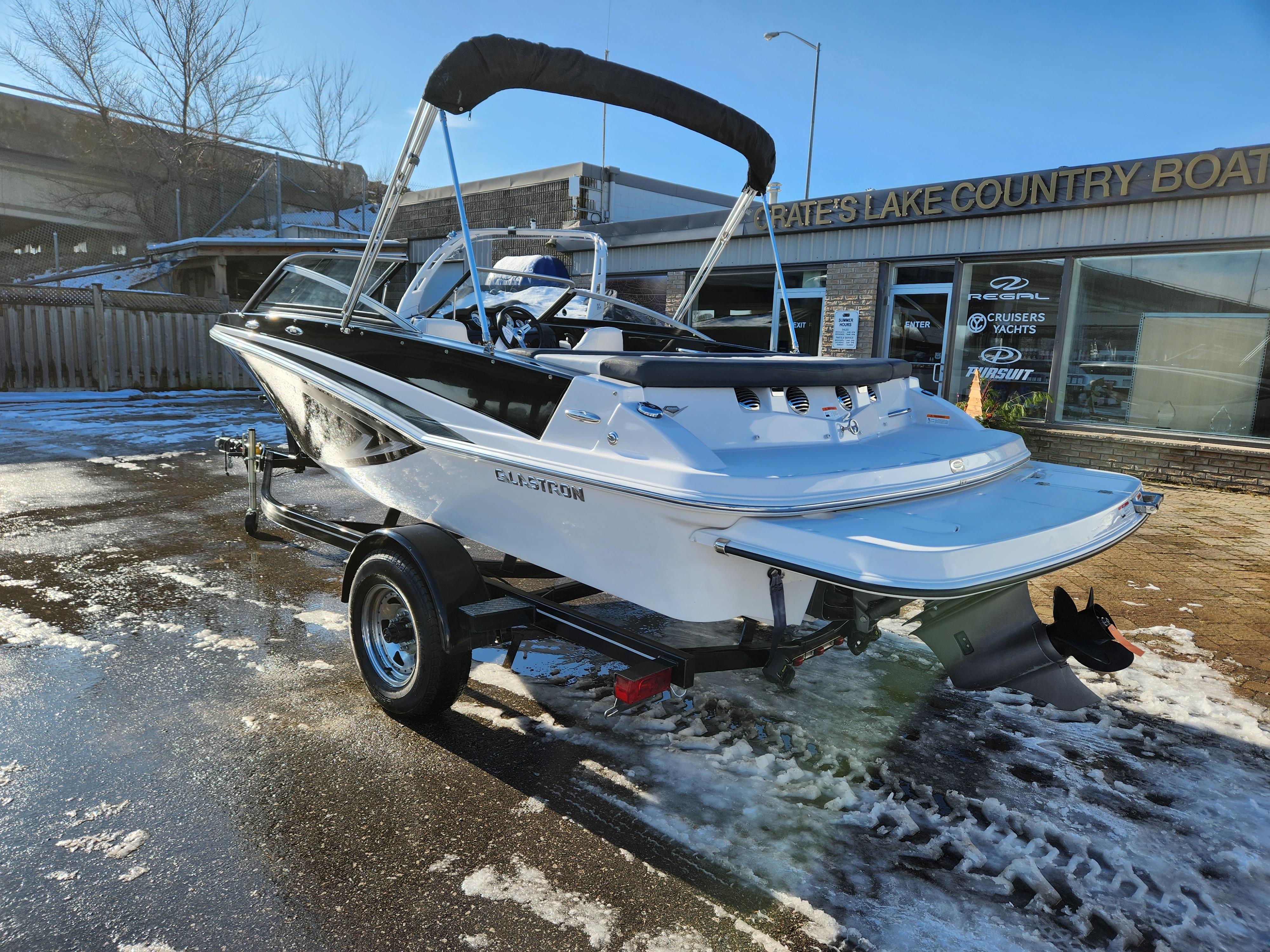 2016 Glastron 185 GT Bowrider, Marina on Gun Lake, Boat Dealership in  Shelbyville, MI, Pontoon Boats, Fishing Boats, Boat Rentals