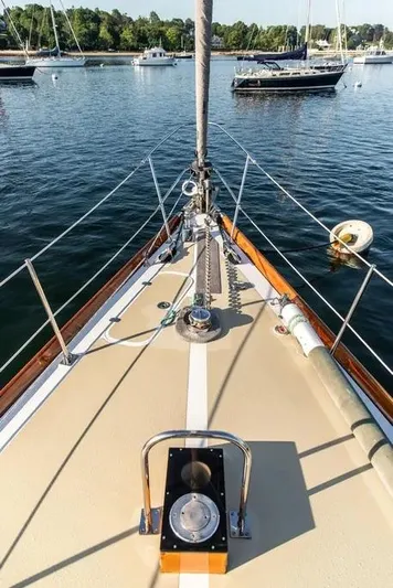 Night Train Yacht Photos Pics Bow view