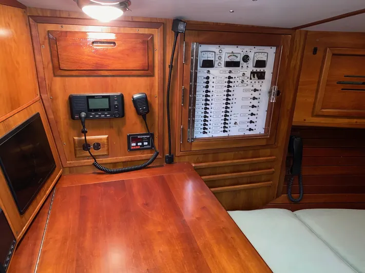 Night Train Yacht Photos Pics Nav Station