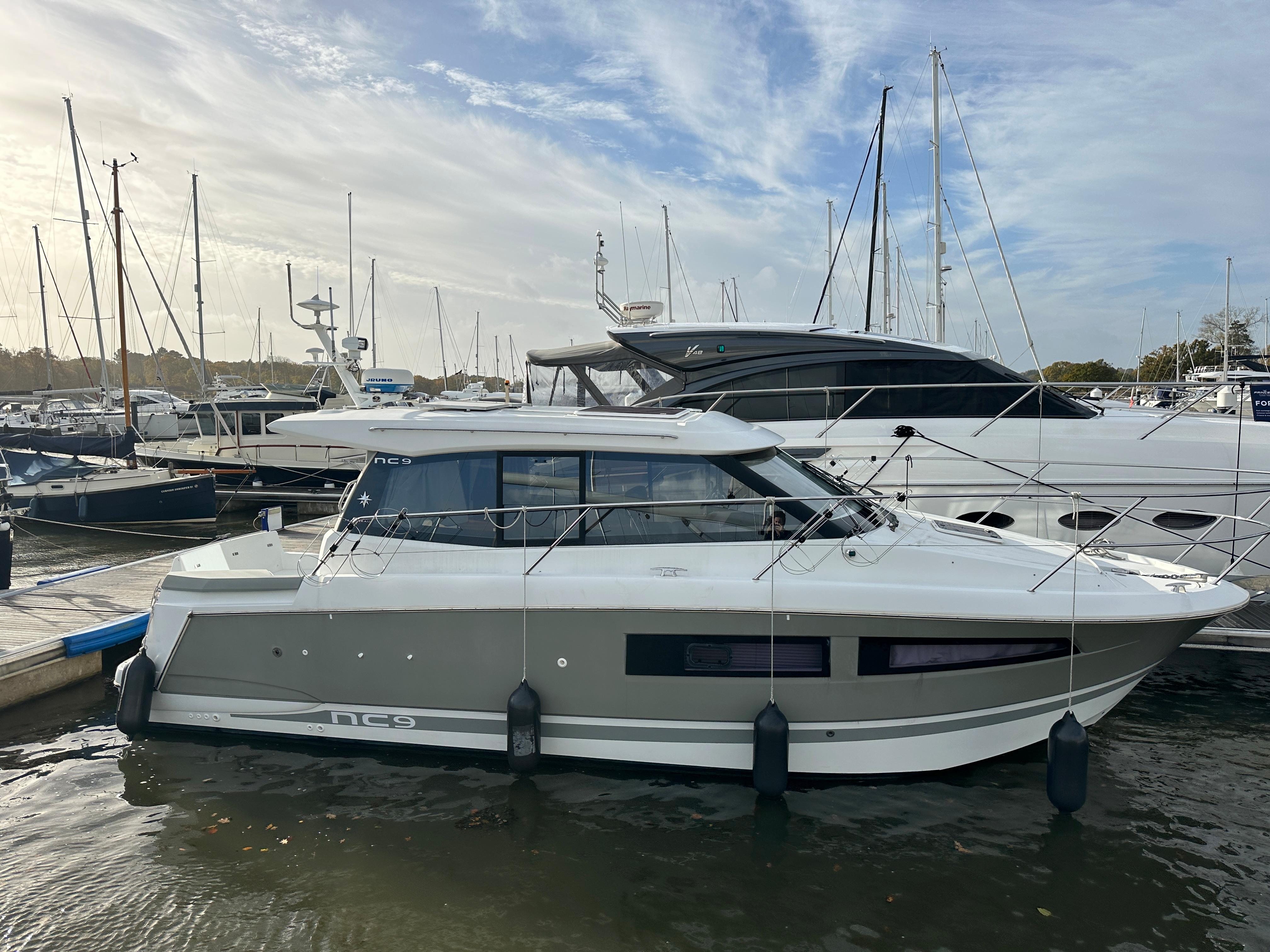 2012 Jeanneau NC9 Cruiser for sale - YachtWorld