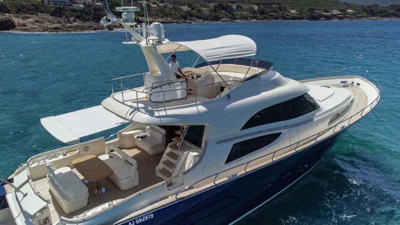 Saphir Yacht Photos Pics 